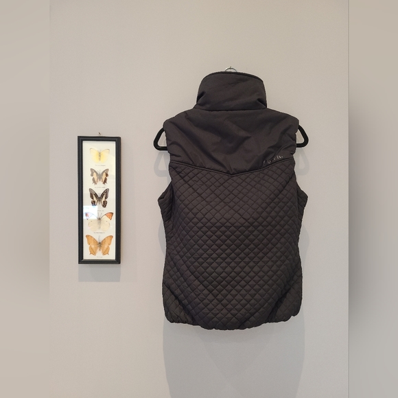 Bench Vest - Picture 2 of 2